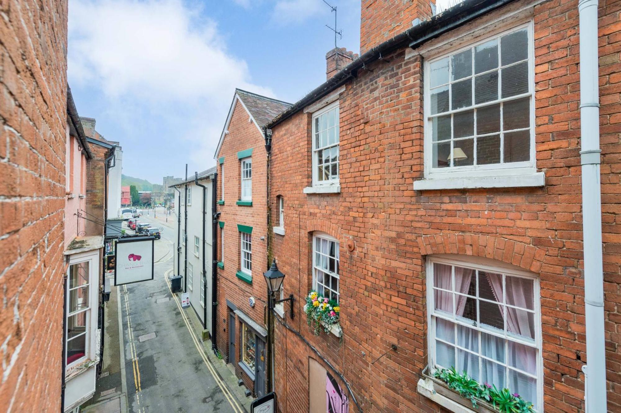Ludlow Town Centre Apartments Exterior photo